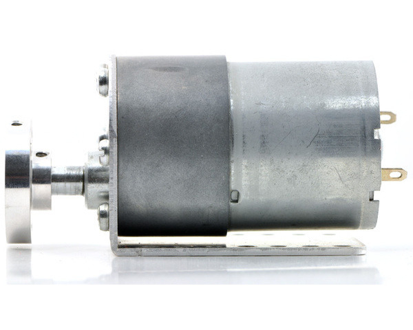 Pololu Universal Aluminum Mounting Hub for 6mm Shaft, M3 Holes (2-Pack)_Motor mountet sideview