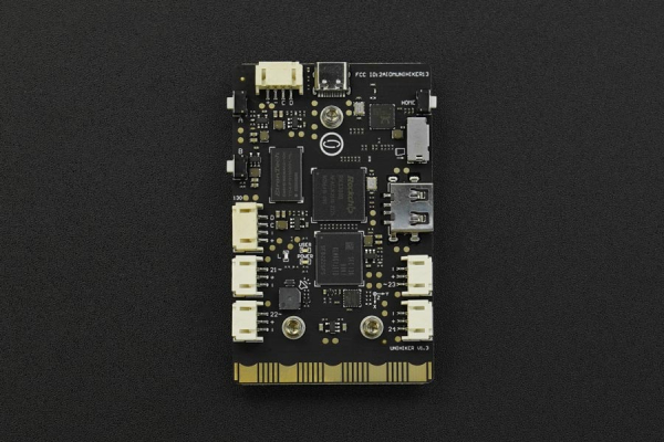 Single Board Computer UNIHIKER IoT, Black Silicone Case