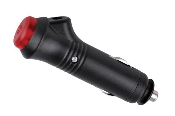 Cigarette lighter plug with on-off switch