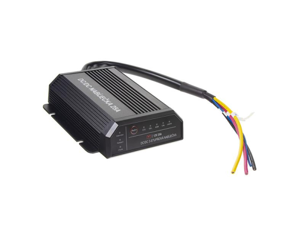 Intelligent battery charger CARCLEVER 35979 DC-DC 25A