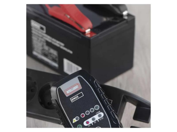 Bilbatterioplader EMOS N1015 6/12V 0,8A