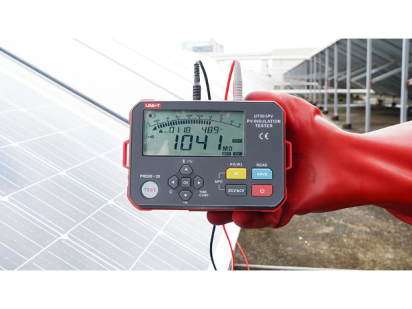 Isolationsmodstandstester UNI-T UT503PV med fotovoltaisk strømforsyning