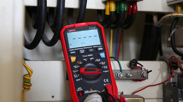 Multimeter UNI-T  UT161B