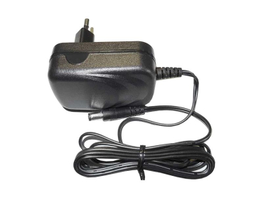 12V 1200mA strømadapter TUE 5,5x2,1mm med 1,5 m kabel