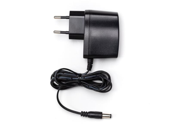 Strømforsyning til Kaon satellitmodtagere MZ-102 MZ-104 MZ-50 MZ-52 Indgangsspænding 100-240 V~AC, 50/60 Hz Udgangsspænding 12 V DC, maks. 1,5 A Stik DC 5,5 x 2,5 mm Effektivitetsklasse VI Beskyttelsesklasse IP20