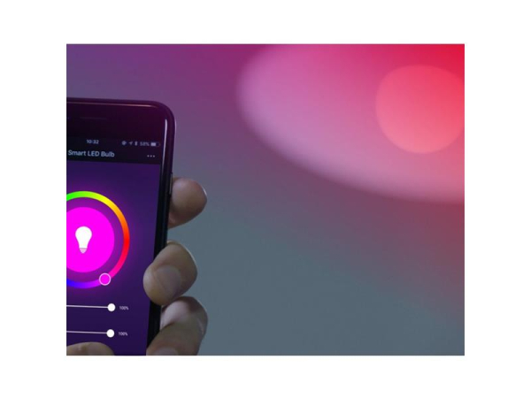 Smart RGB LED-pære E27 10W CCT RGB WOOX R9077 ZigBee Tuya