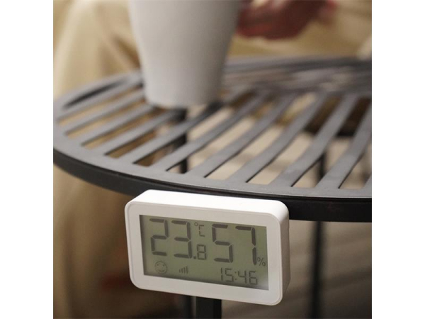 Smart termometer med fugtmåling E6 ZigBee Tuya fra NOUS - LCD-skærm, batteridrevet