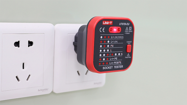 Stikkontakt Tester UNI-T UT07B-EU 230V / AC
