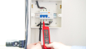 Spændingstester 12V til 400V AC/DC UNI-T UT22B-EU uden batteri, IP54, faldbeskyttelse 2m