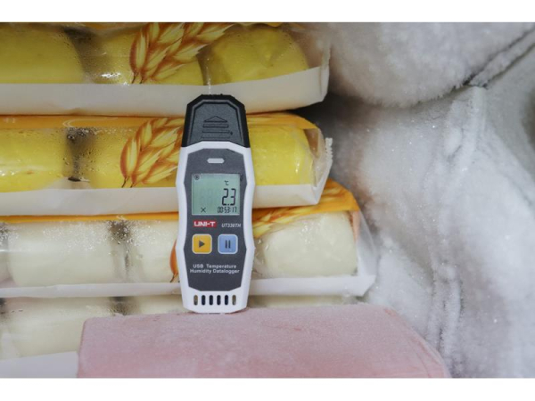UT330TH USB datalogger til temperatur og fugtighed UNI-T - 64000 datapunkter, IP65