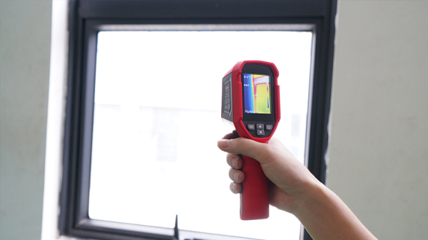 Termisk kamera UNI-T UTi712S med temperaturområde -20°C til +400°C, IP54, 2m faldsikker