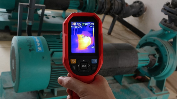 Termokamera UNI-T UTi720A med IR-opløsning 256x192, temperaturområde -20°C til +400°C, IP65