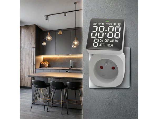 Digital ugentlig stikkontakt SOLIGHT DT36, omvendt LCD-display, 230V/16A
