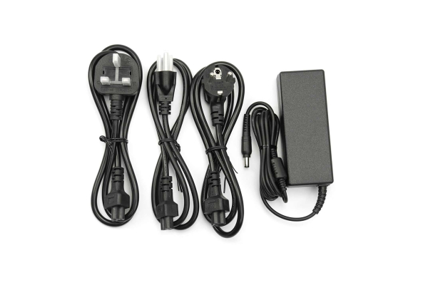 adapter med tilslutning