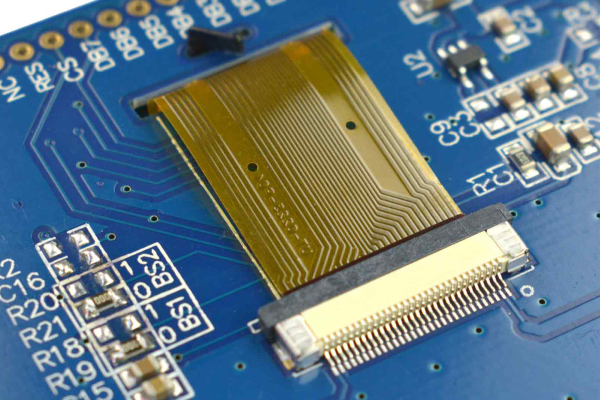 OLED-display med stikforbindelser