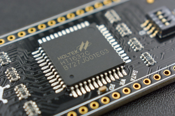 LED-matrix med scrolling-display