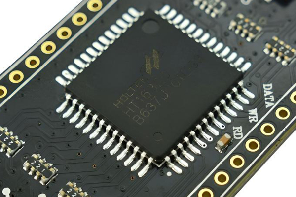 LED Matrix 24×8 (Yellow) - FireBeetle Covers, Low-Power, Scrolling Display