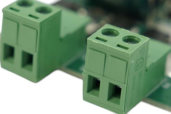 DC Motor Driver 2x7A, UVLO, Photo Coupler, ESD Protection