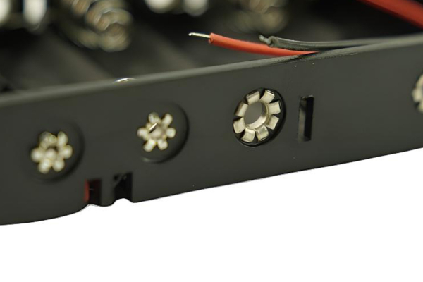 Battery Holder 6xAA, 7.2V/9V Output, 15mm Wires