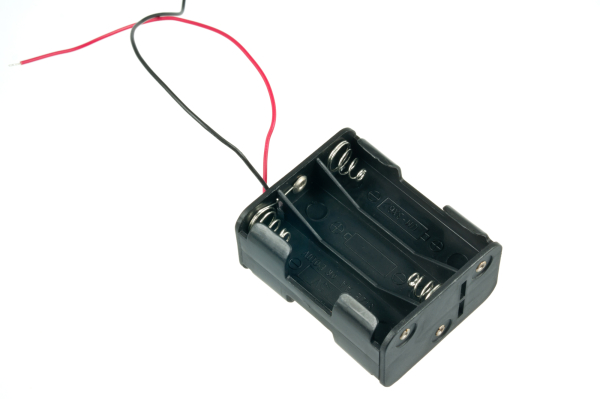 Battery Holder 6xAA Double Layer, 7.2V/9V, 6" Red & Black Wires