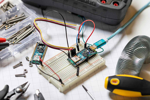 Arduino Nano ESP32 with headers, Wi-Fi, BT, MicroPython, USB-C
