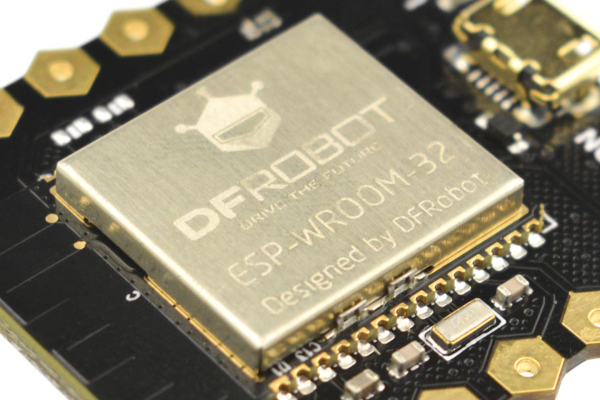 Beetle ESP32 med 4 analoge og 4 digitale pins