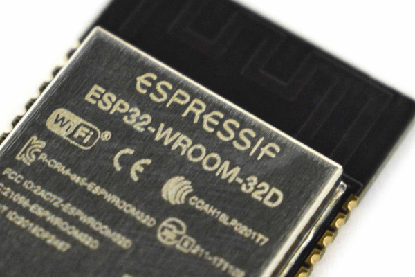 ESP32-modul med antenne