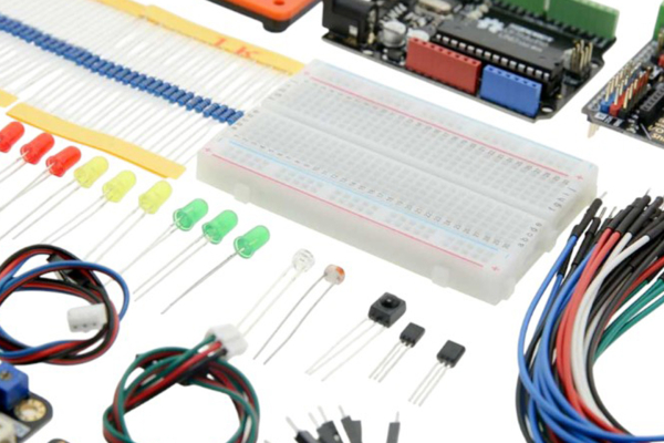 Arduino Zero to Hero Kit, Open-source, Plug & Play, Online Course