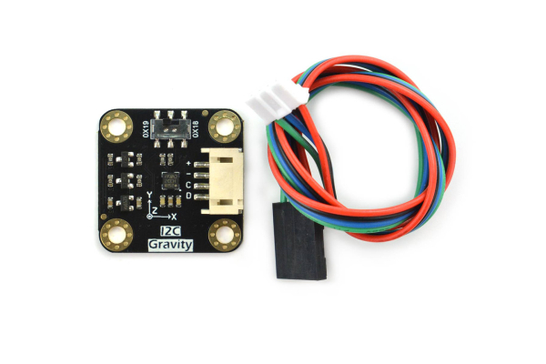 accelerometer med stikforbindelser