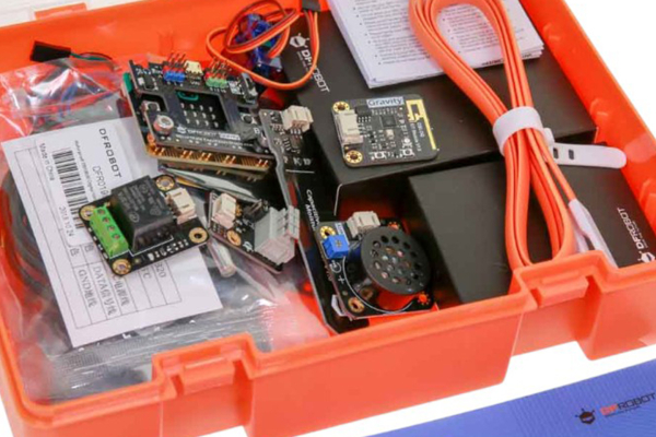 IoT Starter Kit, micro:bit, Wi-Fi, 7 Sensors, EasyIoT Platform