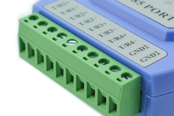 RS485 Opto-Isolated Hub, 4-Port, 2500V Isolation, 115.2Kbps