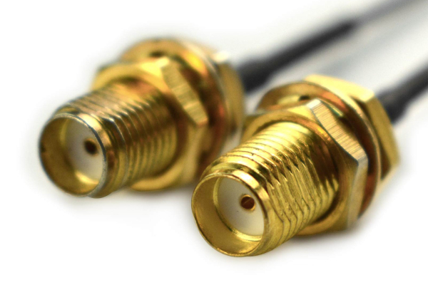 Connector Cable IPEX to SMA Female, Gold, 0-6G, 10cm, RG1.13