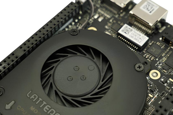 LattePanda 2 Alpha 864s med Titan Case, Streaming Cable, Touch Display