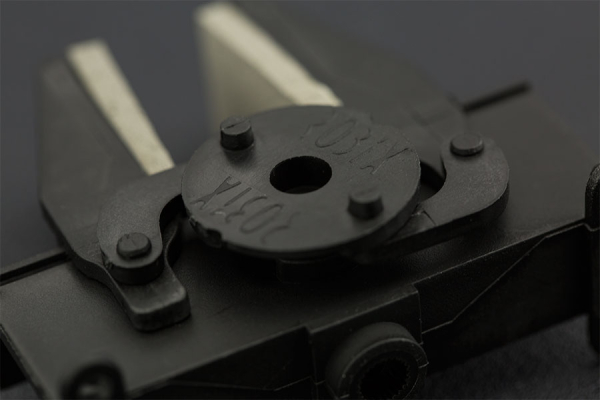 Robot Gripper LG-NS, 1.3" Clamp, 180° Wrist Rotation