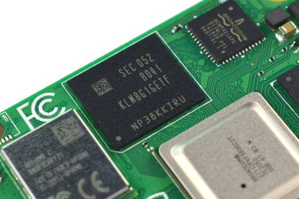 Raspberry Pi CM4, 2GB/8GB, Wi-Fi, Quad-Core, 4K Dual Display