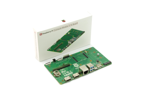 Raspberry Pi Compute Module 5 IO Board