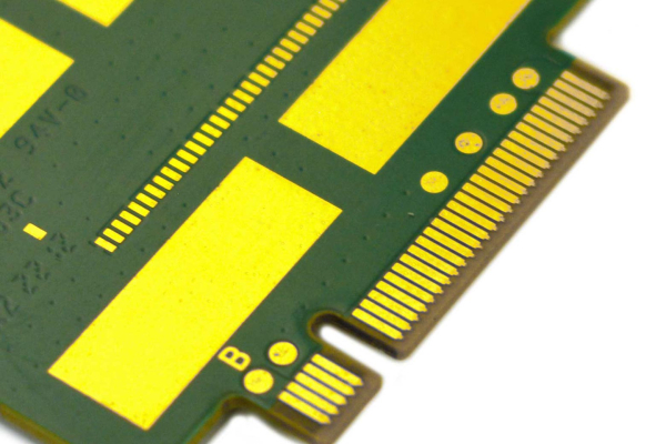 5G-modul med stikforbindelser