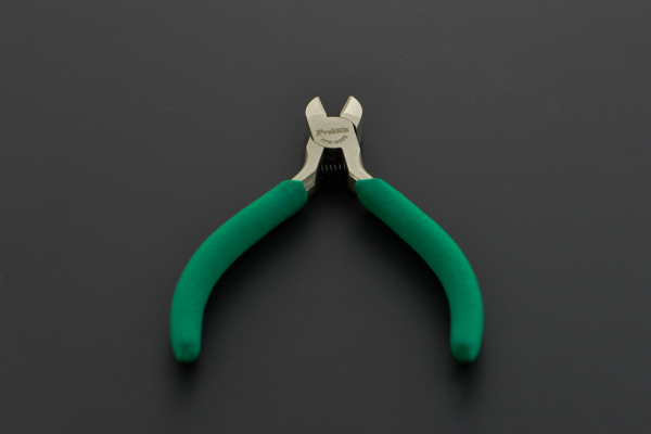 Soldering Starter Tool Set, 25W Iron, High Brightness Tin, Pliers