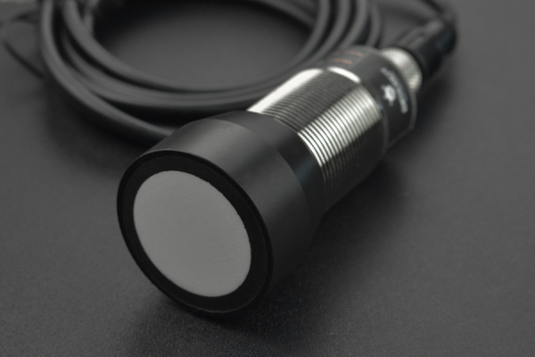 Ultrasonic Sensor URM15 - IP65, Temp Comp, Modbus RTU